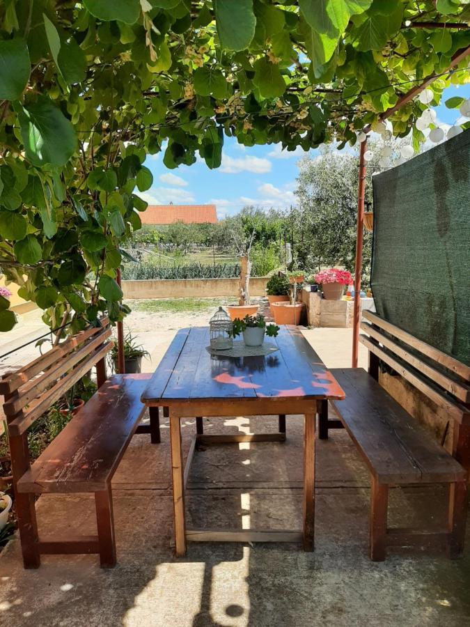 Appartamento Nozret Paljuv Esterno foto